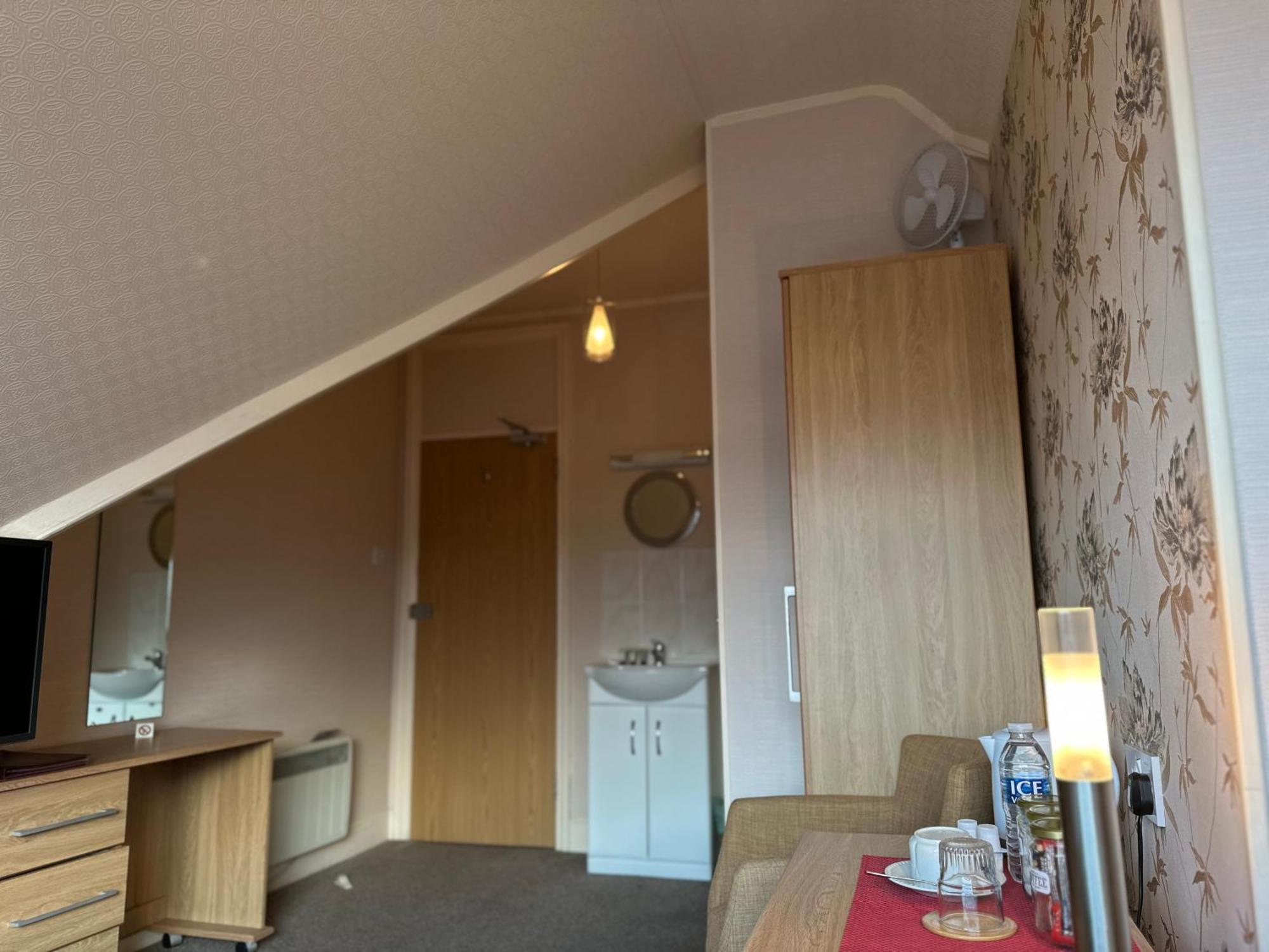 Devonia Express Hotel Eastbourne Quarto foto
